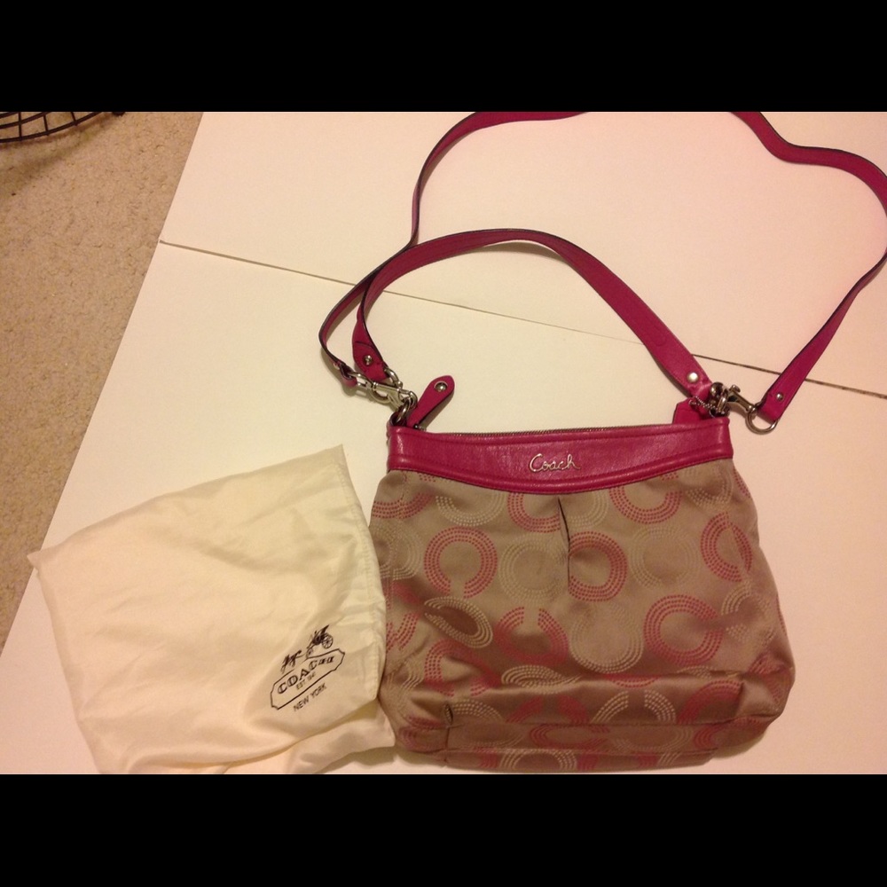 Coach Crossbody Hippie Opt Art Sateen